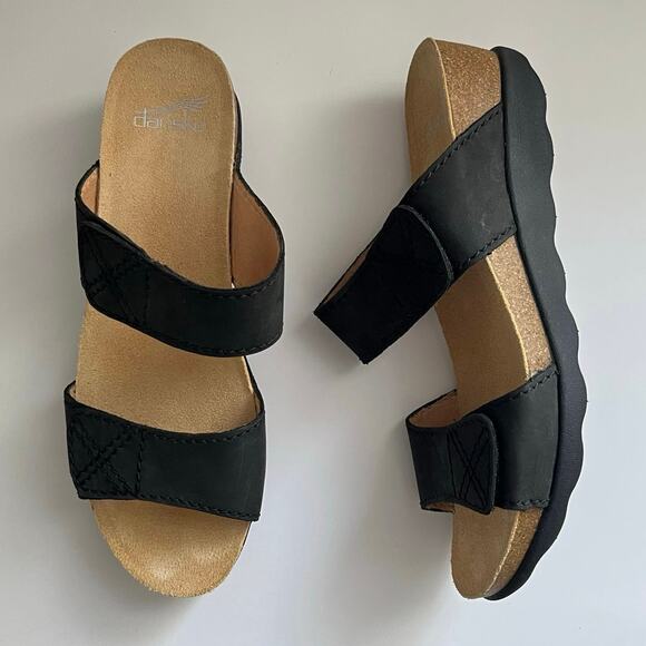 Dansko Maddy Wedge Sandals Nubuck Leather Slip-On Comfort Black Size 40/9.5-10 - Picture 2 of 12
